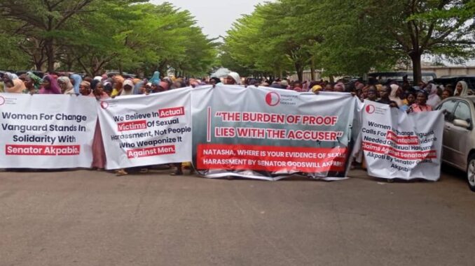 Pro-Akpabio-protesters-storm-UN-building-in-Abuja-fault-Natasha-768x578